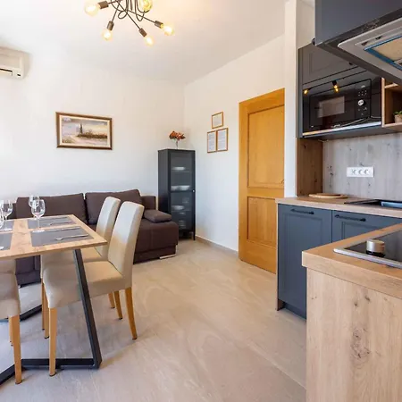 Apartment In 39298